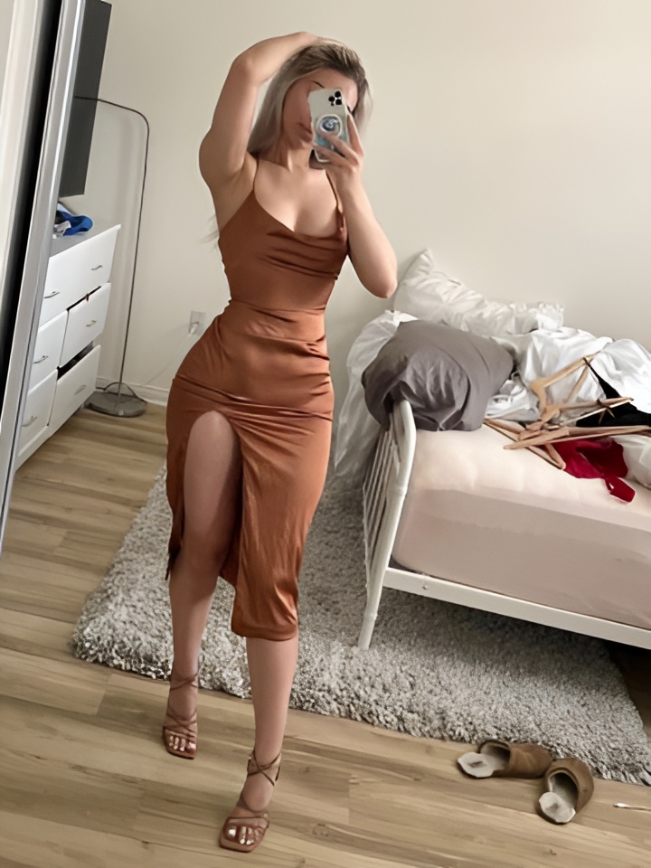 Лилия привлекательная девушка из Новоалександровска цена от 2500 руб