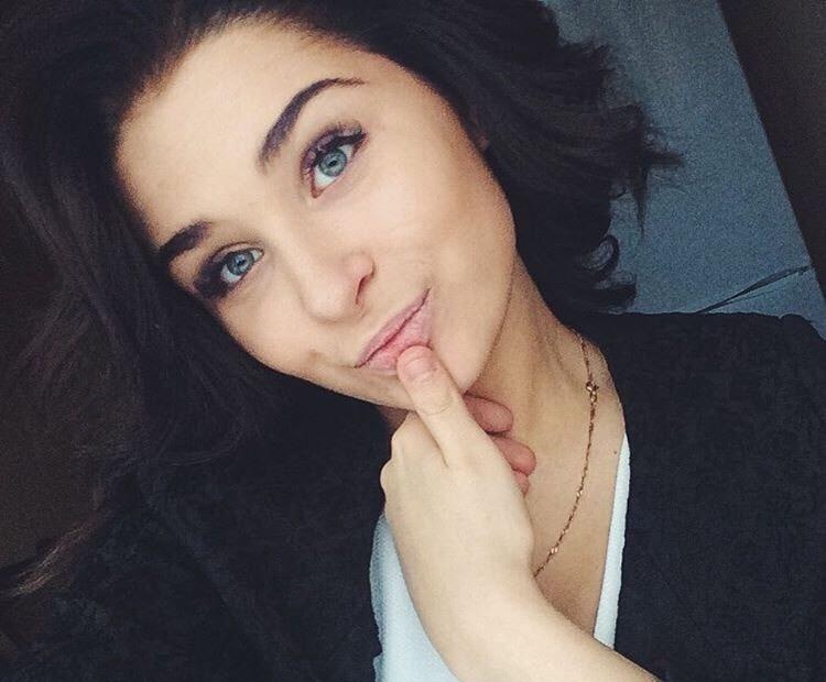 Алена привлекательная девушка из Новоалександровска цена от 3500 руб