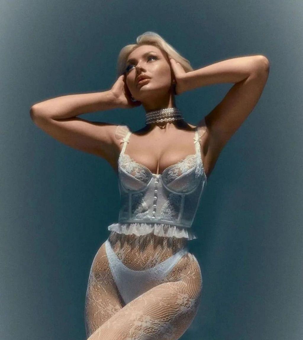 Варвара привлекательная девушка из Новоалександровска цена от 4000 руб