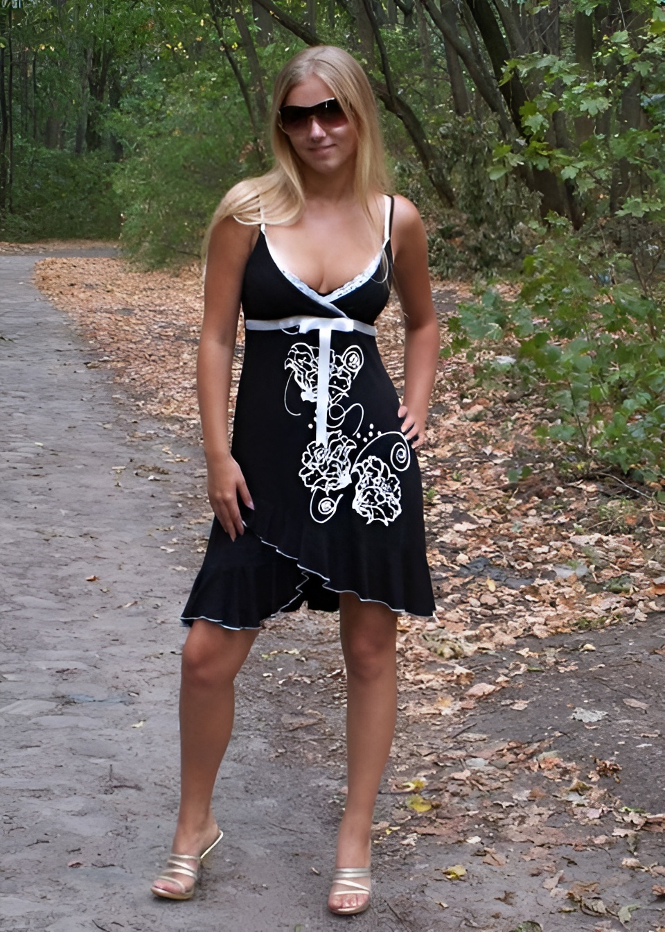 Марина привлекательная девушка из Новоалександровска цена от 3500 руб