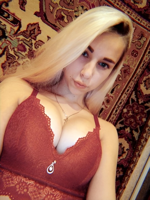 Адель из Новоалександровска